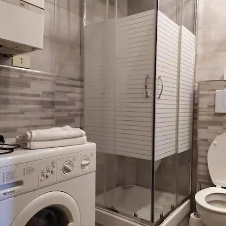 Apartamento Le Rondini Nel Centro Di Intra